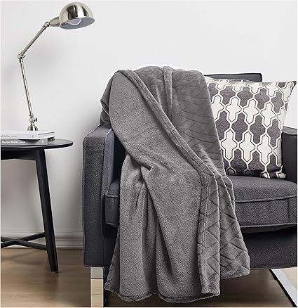 Amazon Basics - Cuddle Cloth, Embossing Pattern, Grey, 150 x 200 cm