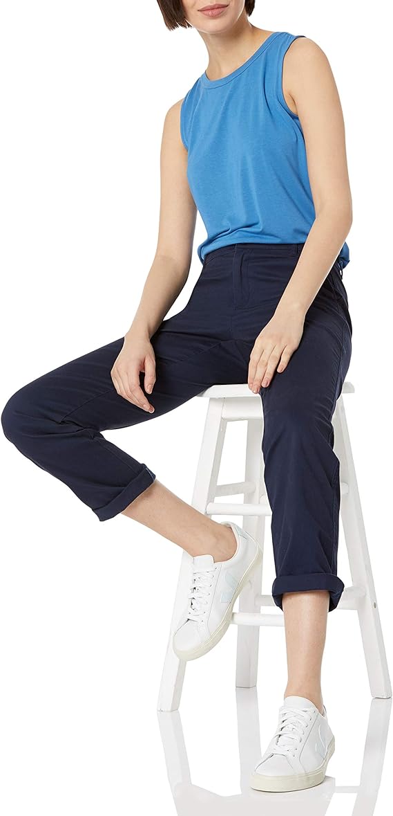 Amazon Essentials Women's Classic Straight-Fit Navy 20