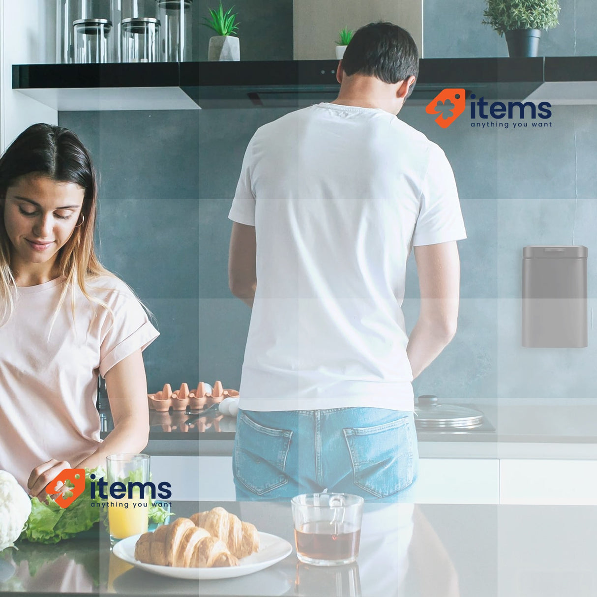 Relaxdays Wall Mounted Bathroom Bin, 3 L, Drop-Down Black, 24 x 16 x 22 cm