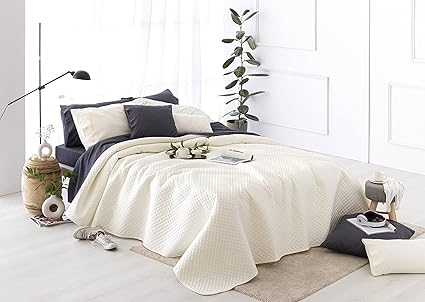 Todocama Fine Boutique Quilt with Pique Design 250x260cm Beige