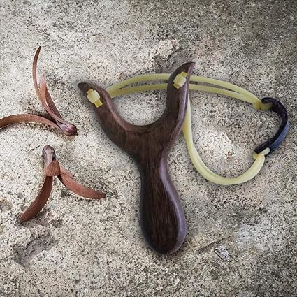 Fatiya Wooden catapult slingshot Brown
