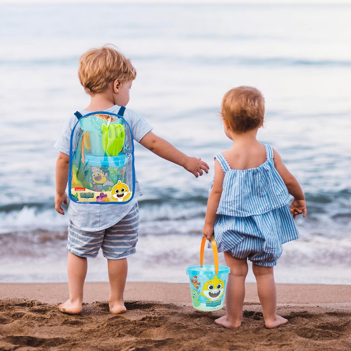 COLORBABY 77247 Baby Shark Beach Bucket Set