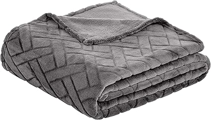 Amazon Basics - Cuddle Cloth, Embossing Pattern, Grey, 150 x 200 cm