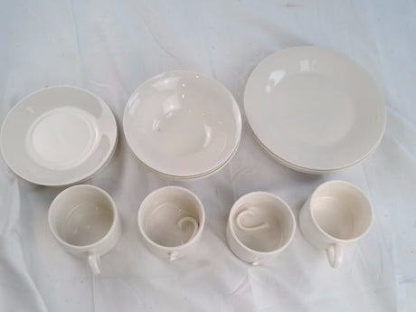 alpina Dinnerware Set For 4 Dinner Plates Bowls And Coffee Cups (2 Cups Broken)