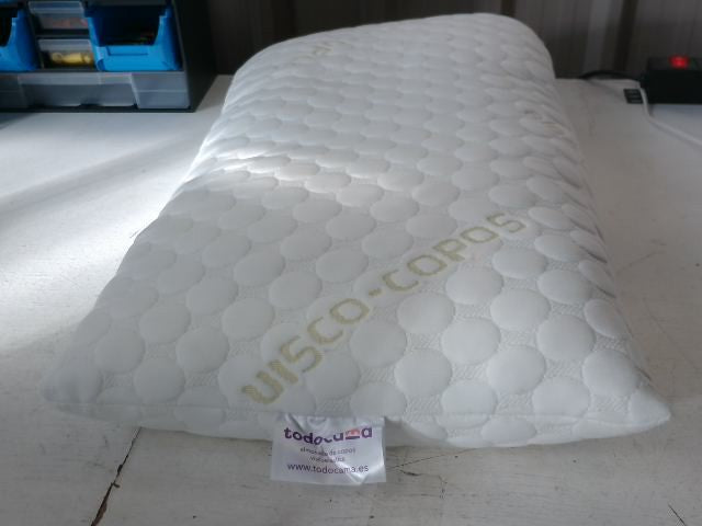 Todocama Memory Foam Cushion with Flakes 70 cm White