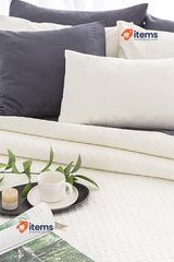 Todocama Fine Boutique Pique Bedspread 250x260cm Beige Microfibre