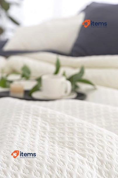 Todocama Fine Boutique Pique Bedspread 250x260cm Beige Microfibre