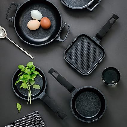 LACOR 25163 Mini Frying Pan Aluminum 100% Free PFOA Non-Stick Bilayer - Black