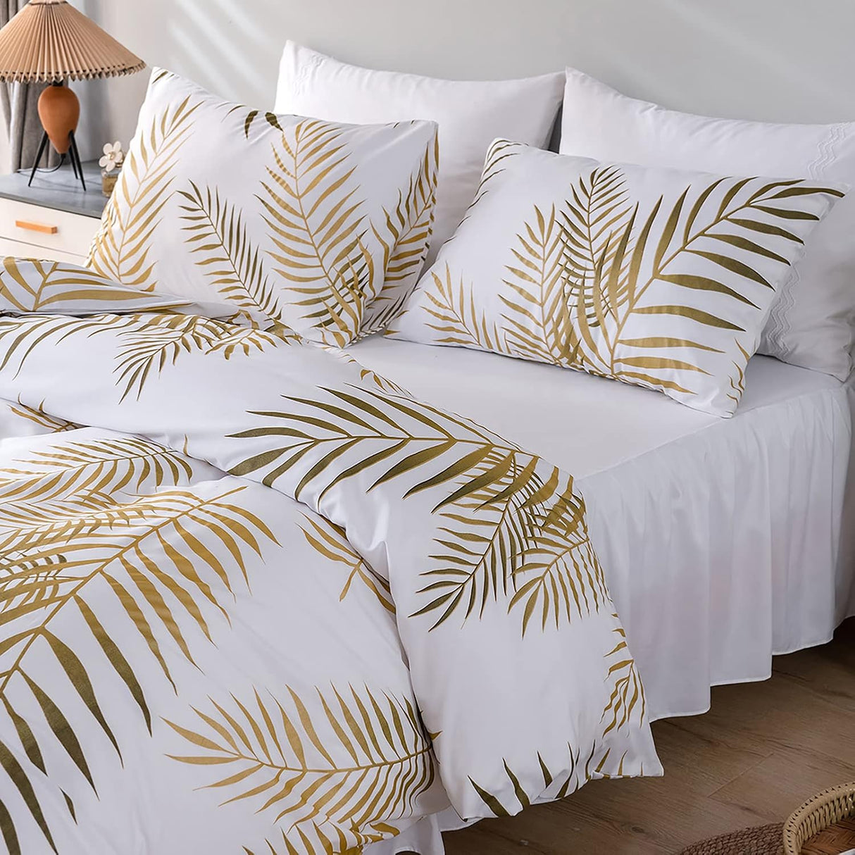 Jemiipee Duvet Cover Set 220 x 240 cm with Tropical Gold Leaves Design