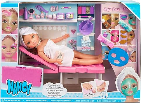 NANCY - A day spa, doll with towel and sun lounger, set for masks (NAC37000)