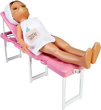 NANCY - A day spa, doll with towel and sun lounger, set for masks (NAC37000)