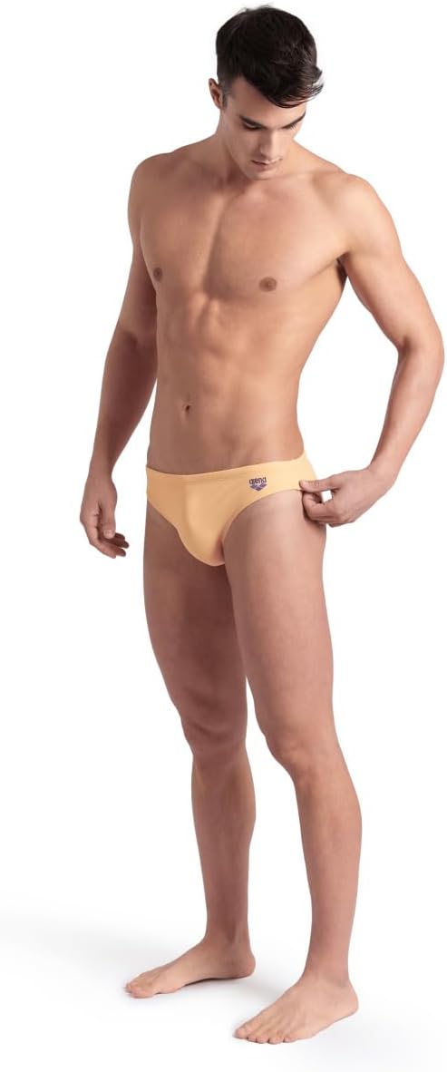 Arena Men's Santamarias R Brief Size 5.5